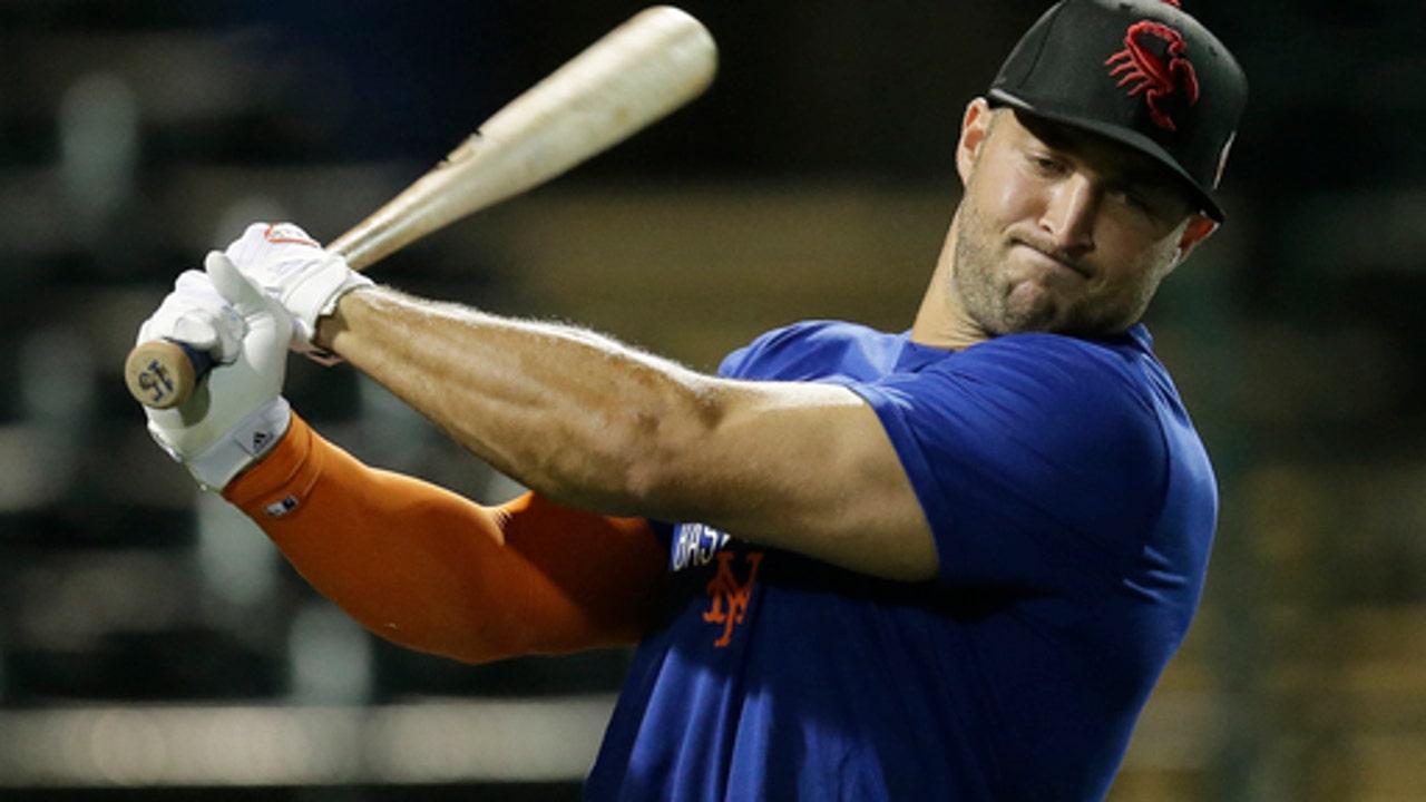 Tebow works out for first time in Arizona Fall League